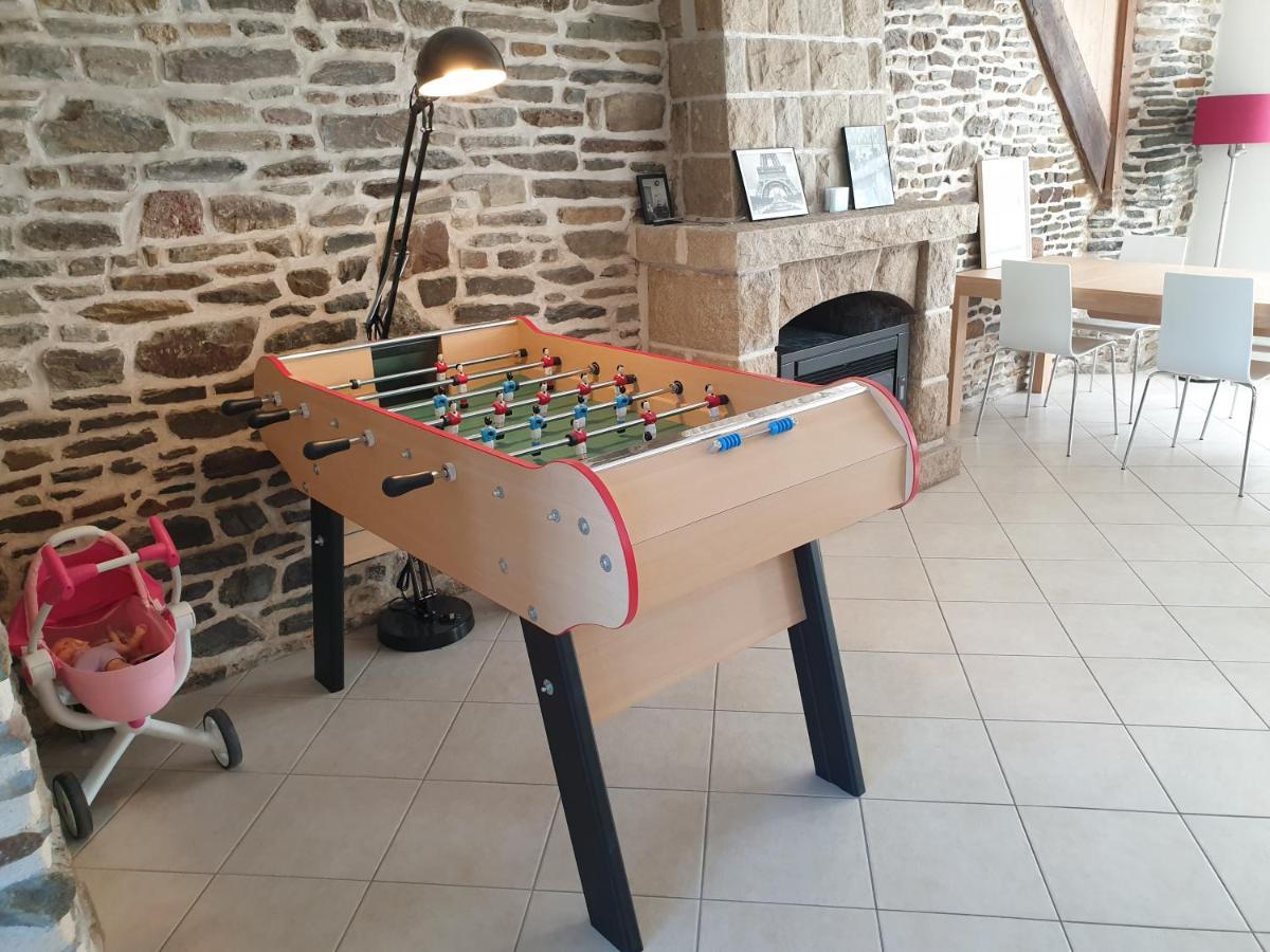 Maison De Ville Situee A 8 Kms Du Mont St Michel Pontorson Exteriör bild