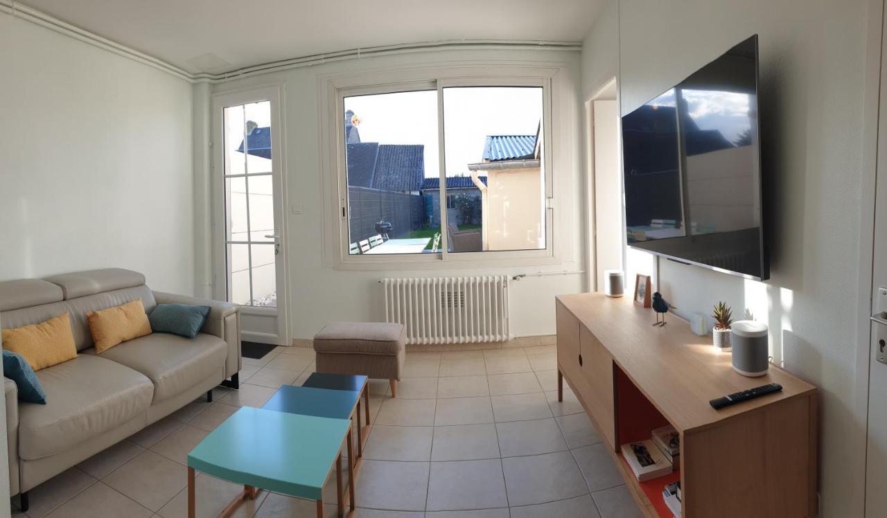 Maison De Ville Situee A 8 Kms Du Mont St Michel Pontorson Exteriör bild
